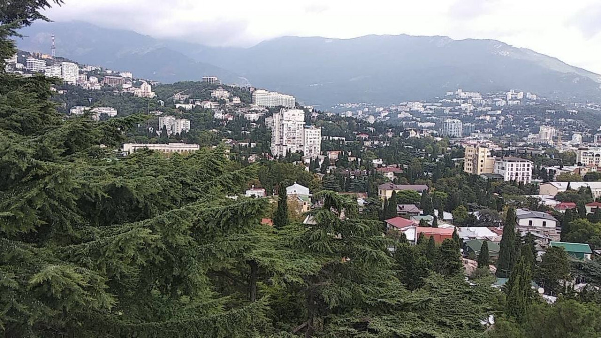 В Крыму приняты меры по недопущению вспышек COVID-19 в новогодние праздники для крымчан и туристов В Крыму приняты меры по недопущению вспышек COVID-19 в новогодние праздники для крымчан и туристов