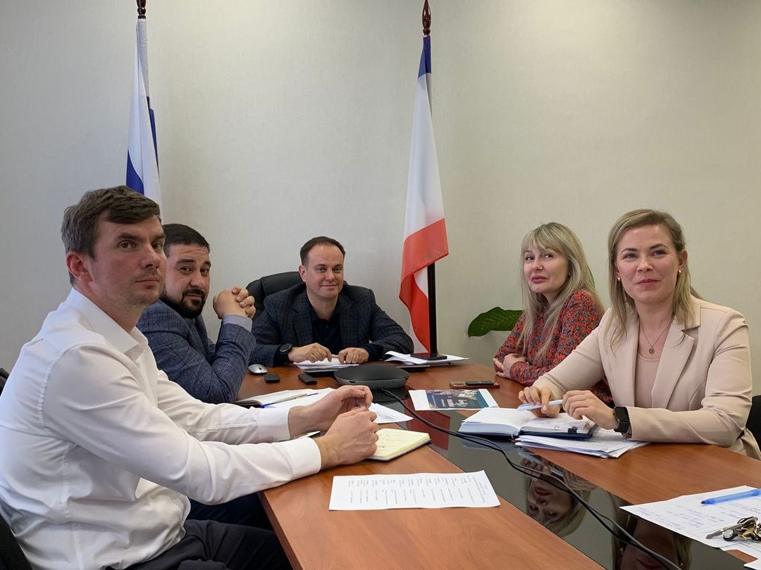 Отельеры Крыма обсудили подготовку к высокому курортному сезону Отельеры Крыма обсудили подготовку к высокому курортному сезону