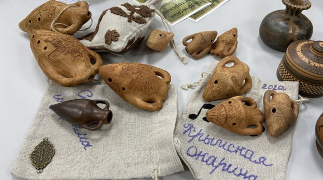 Сделанная по древнегреческой технологии амфора стала сувенирным брендом Крыма