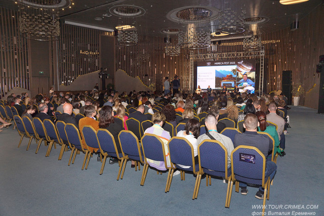 В Крыму начал работу форум в сфере индустрии гостеприимства HoReCa Fest 2023